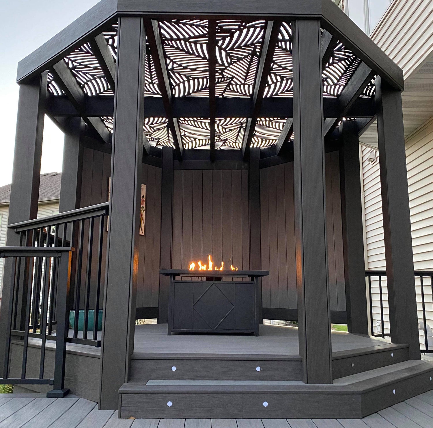 5 Ways To Use Aluminum Privacy Screens