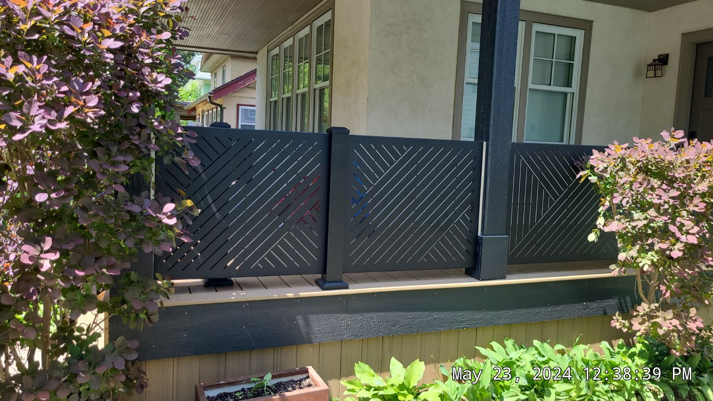 Custom Width Privacy Rail (Hexx) 38"H - HIDEAWAY Canada