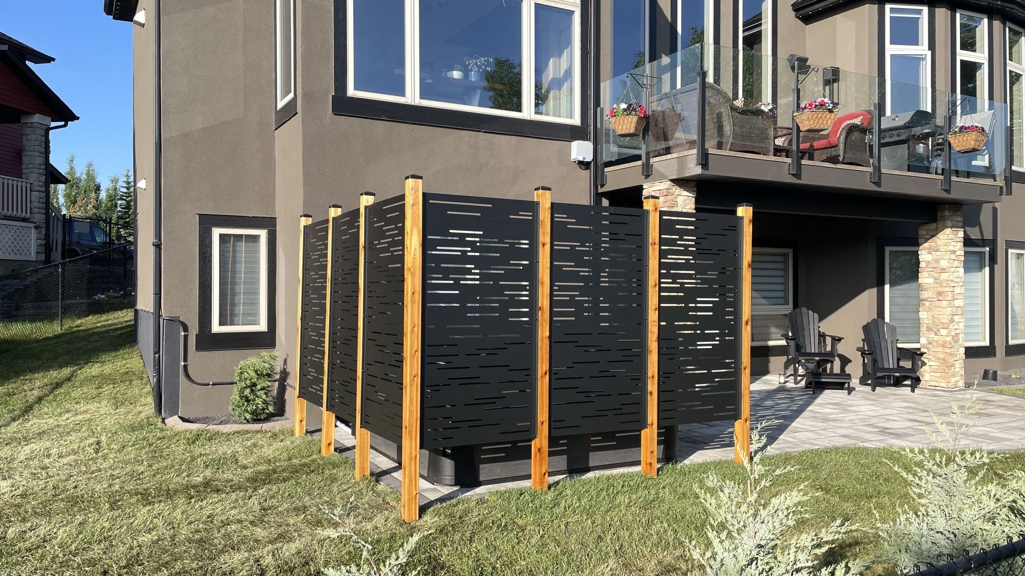 Privacy Screen (Dash)